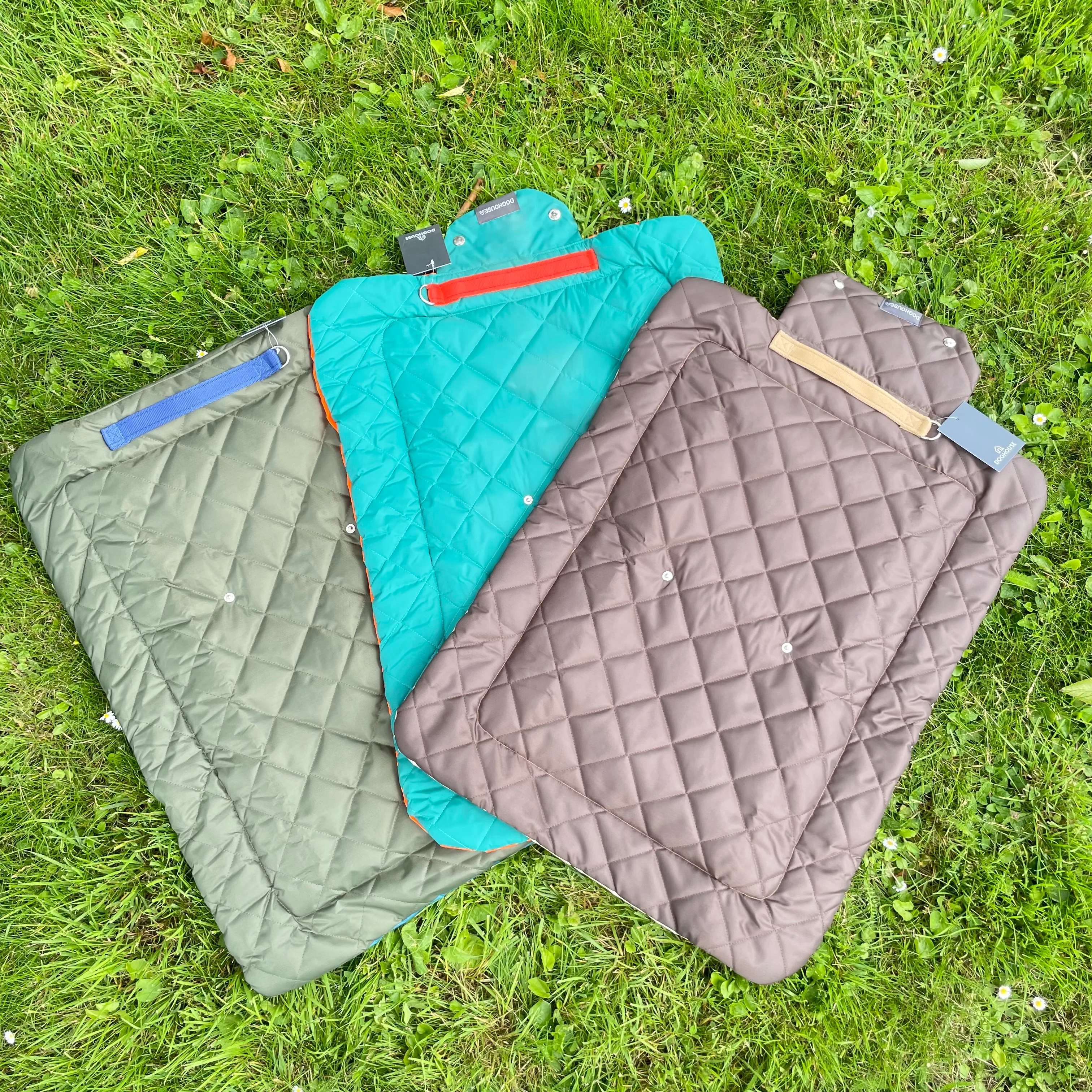 Doghouse Waterproof Pet Settle Mat - Image 3